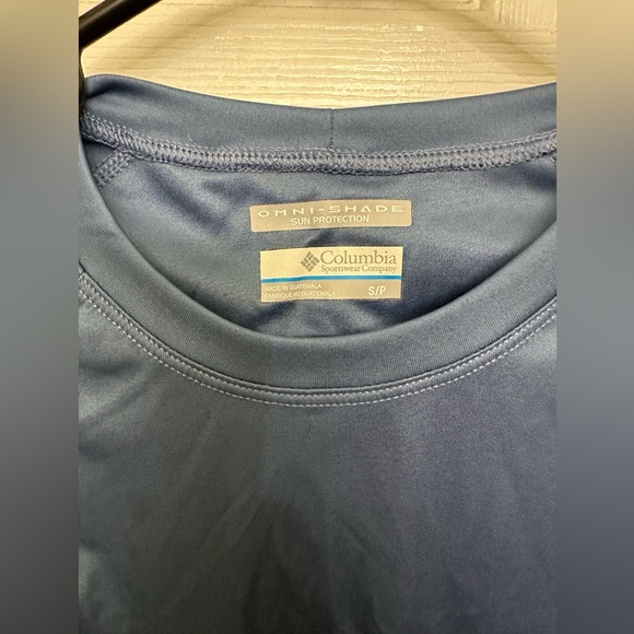 Columbia women’s Omni shade PFG long sleeve Steel blue size small - Picture 3 of 4